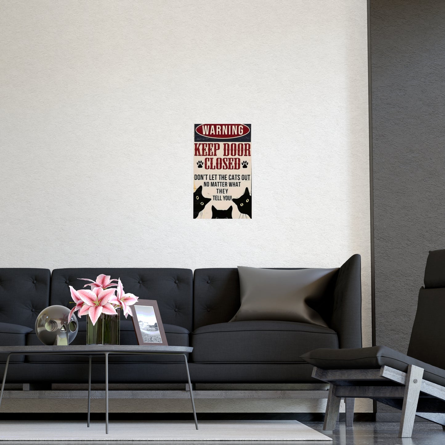 Cat-Themed Wall Poster - 'Keep Door Closed' Sign for Pet Lovers